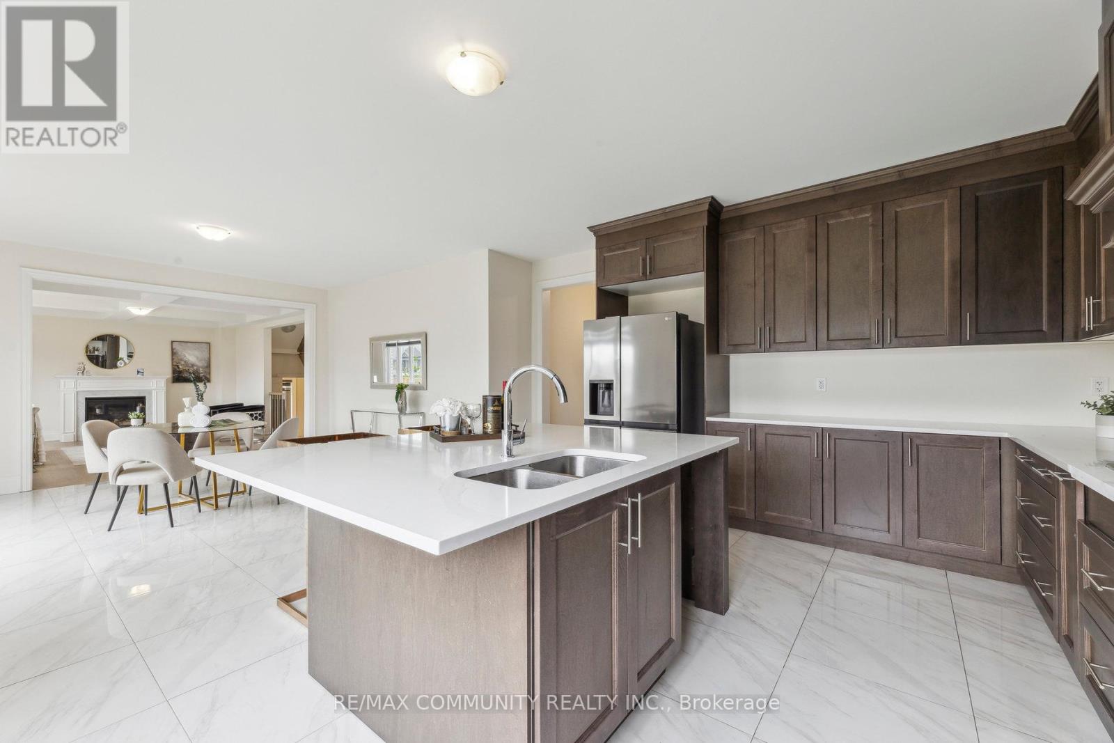 15 Golden Meadows Drive, Otonabee-South Monaghan, Ontario  K9J 0H6 - Photo 15 - X12266979