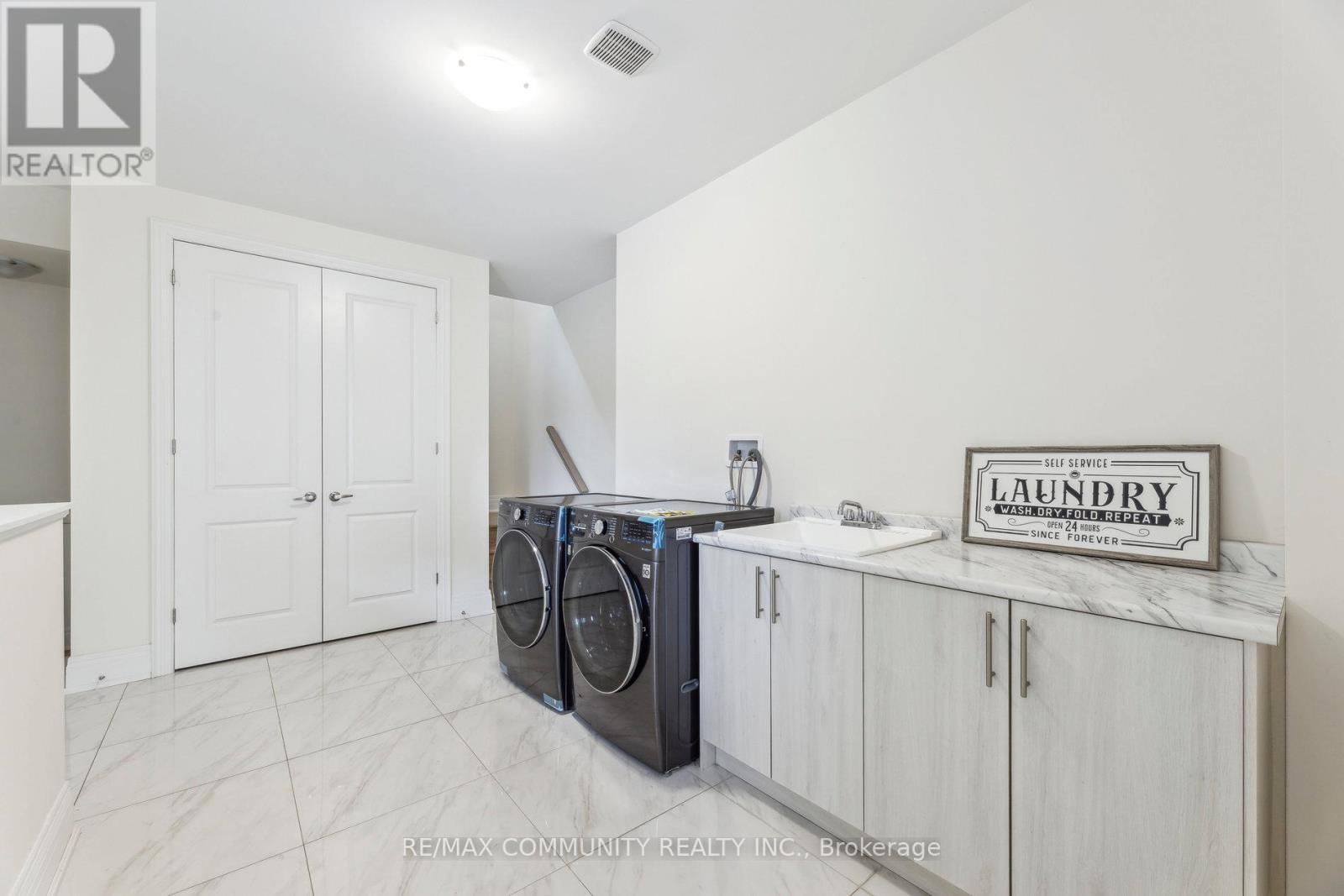 15 Golden Meadows Drive, Otonabee-South Monaghan, Ontario  K9J 0H6 - Photo 24 - X12266979