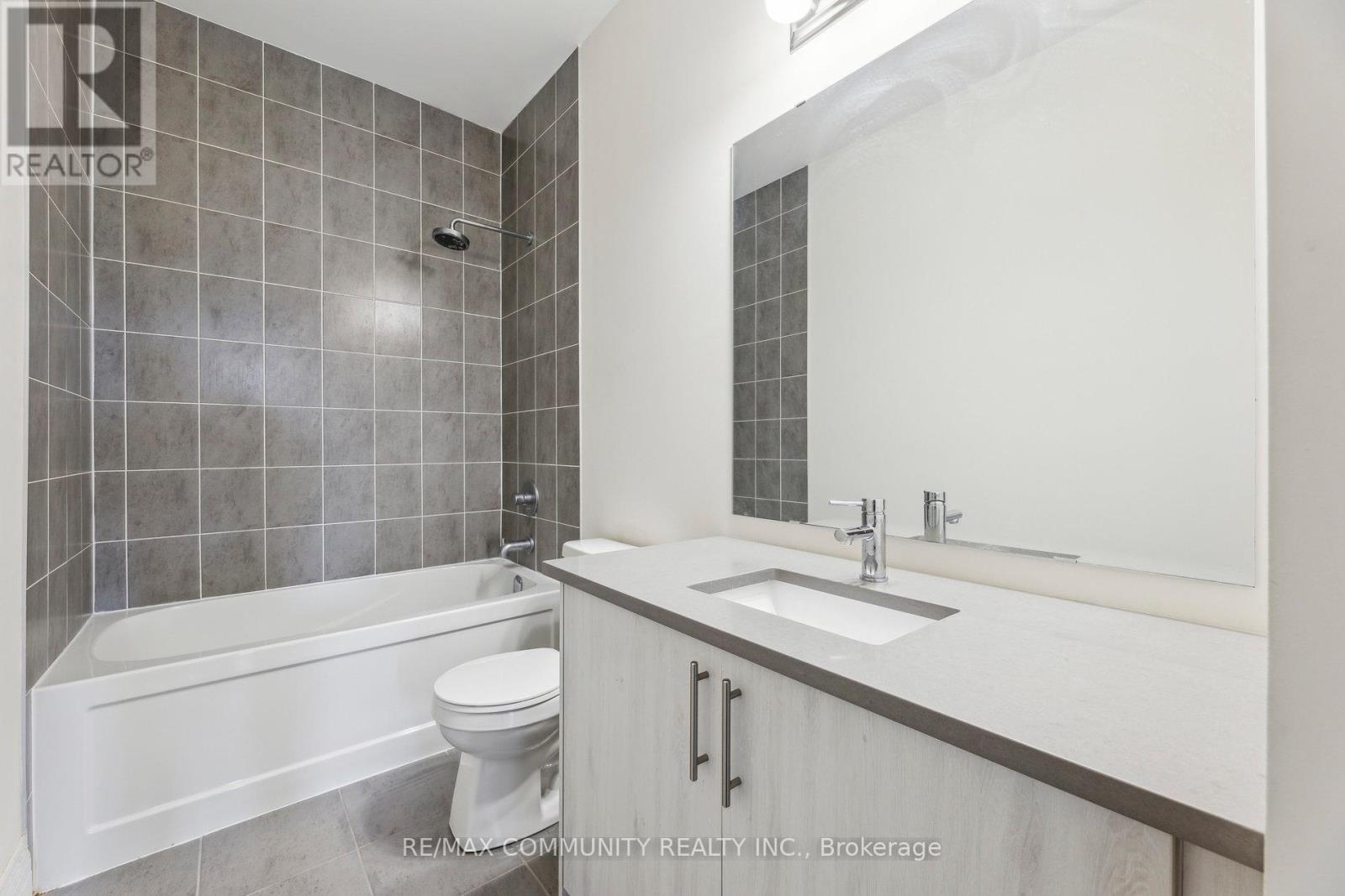 15 Golden Meadows Drive, Otonabee-South Monaghan, Ontario  K9J 0H6 - Photo 44 - X12266979