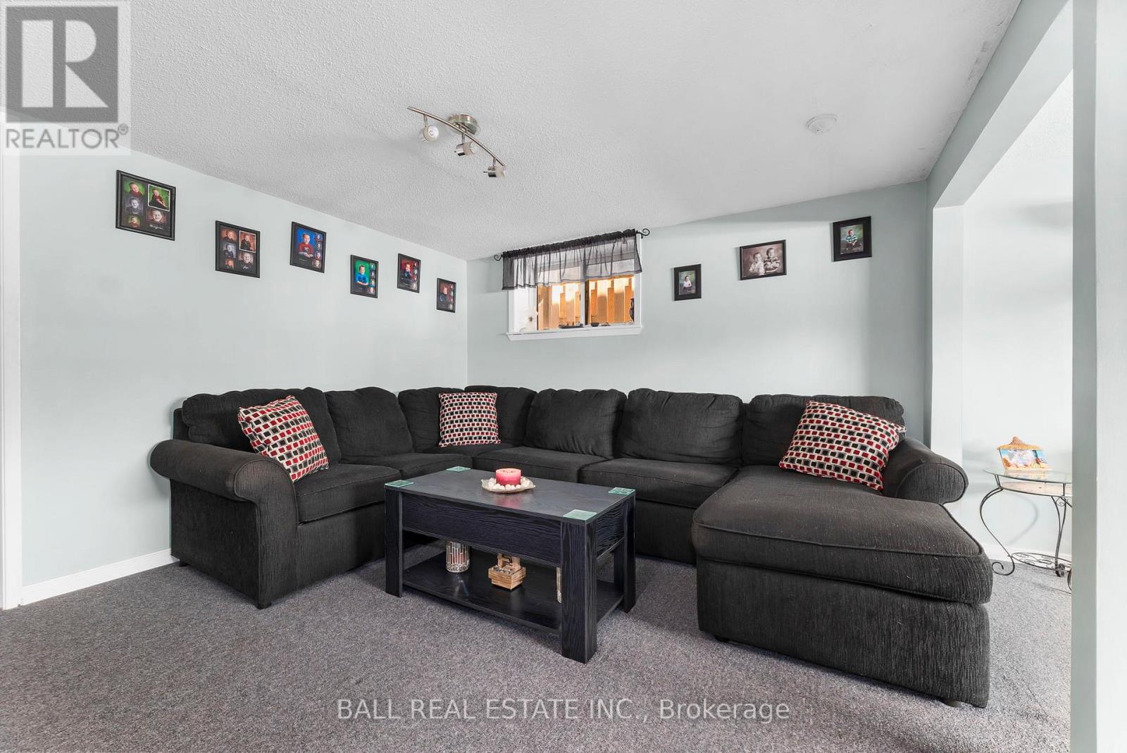 2 Hazel Street, Kawartha Lakes (Lindsay), Ontario  K9V 5M2 - Photo 23 - X12267869