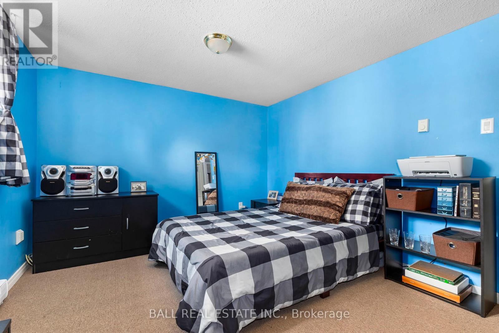 2 Hazel Street, Kawartha Lakes (Lindsay), Ontario  K9V 5M2 - Photo 25 - X12267869
