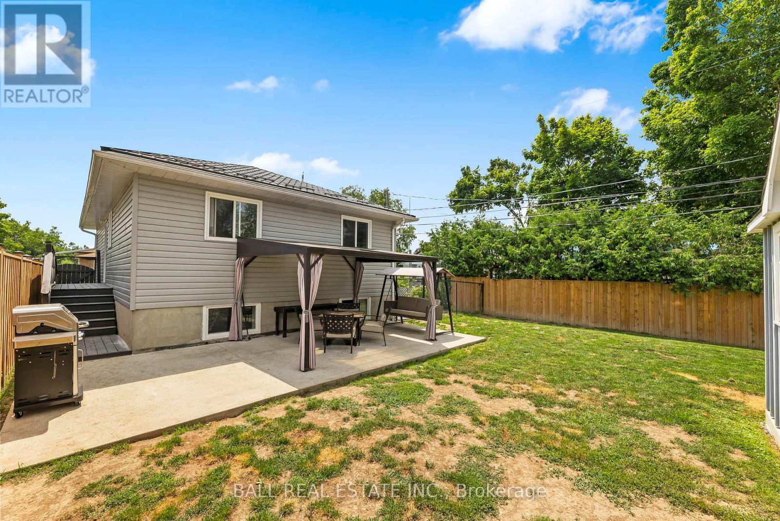 2 Hazel Street, Kawartha Lakes (Lindsay), Ontario  K9V 5M2 - Photo 33 - X12267869