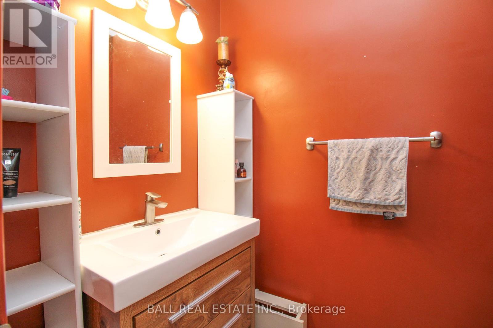 1305 Bridle Drive, Peterborough West (North), Ontario  K9J 7J7 - Photo 13 - X12268255