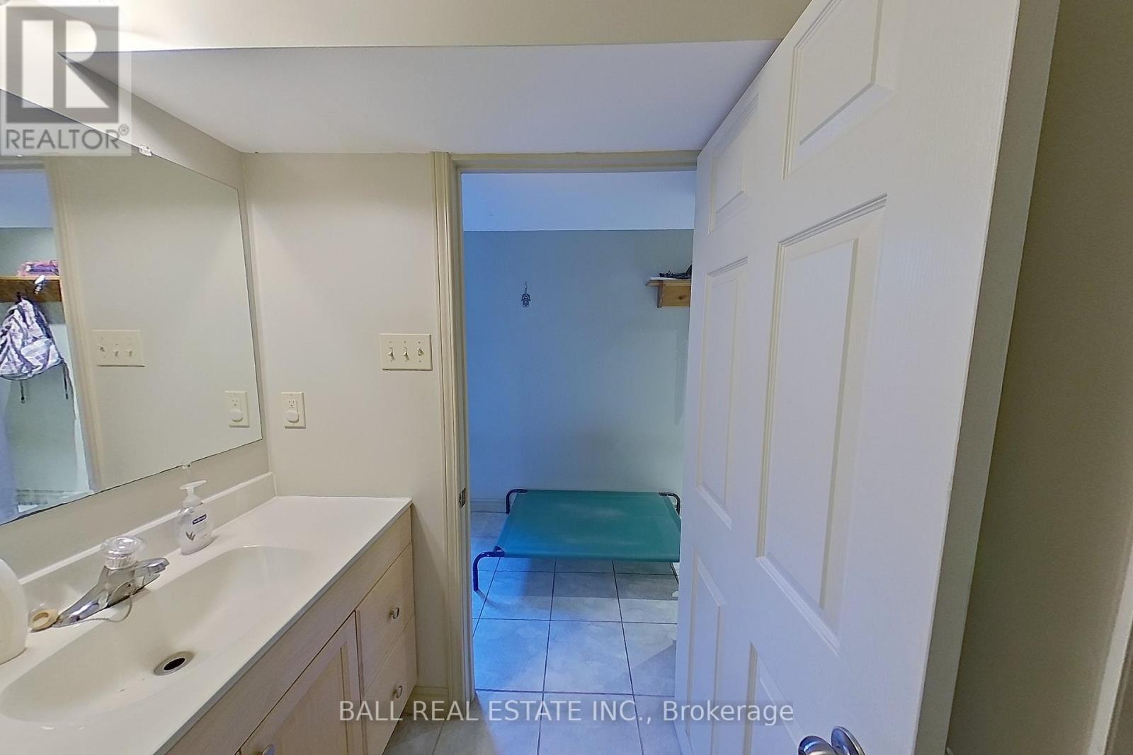 1305 Bridle Drive, Peterborough West (North), Ontario  K9J 7J7 - Photo 22 - X12268255