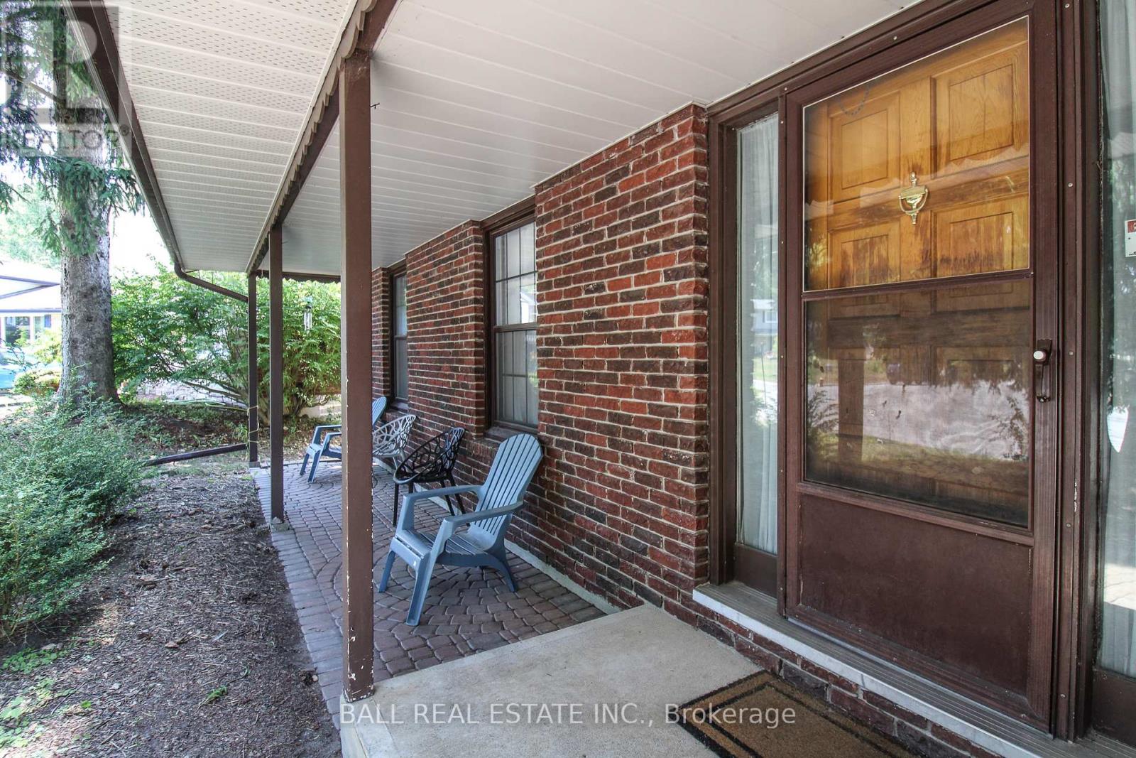 1305 Bridle Drive, Peterborough West (North), Ontario  K9J 7J7 - Photo 5 - X12268255