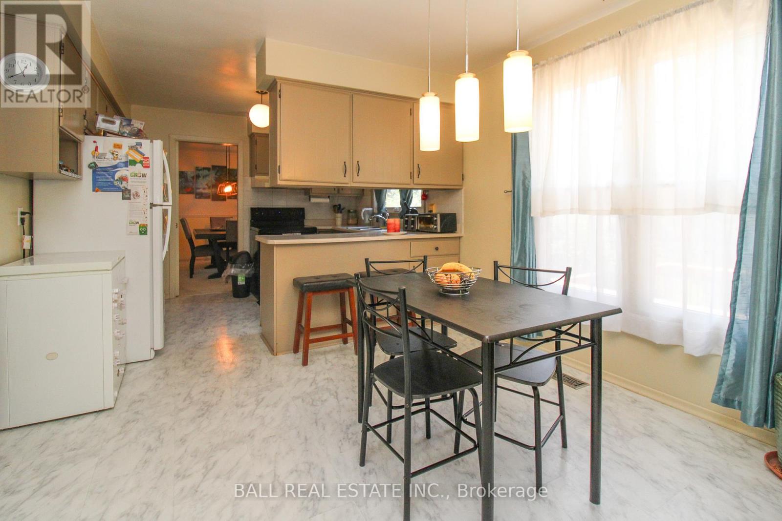 1305 Bridle Drive, Peterborough West (North), Ontario  K9J 7J7 - Photo 8 - X12268255