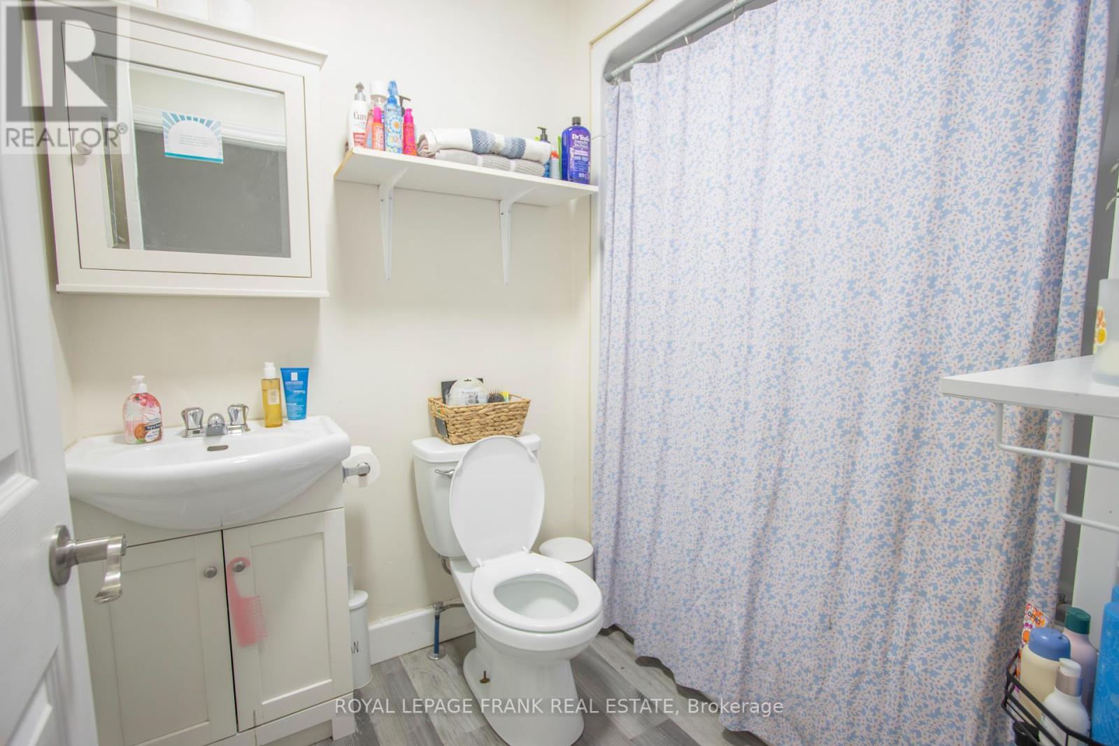 33 Flint Avenue, Bancroft (Bancroft Ward), Ontario  K0L 1C0 - Photo 15 - X12268338