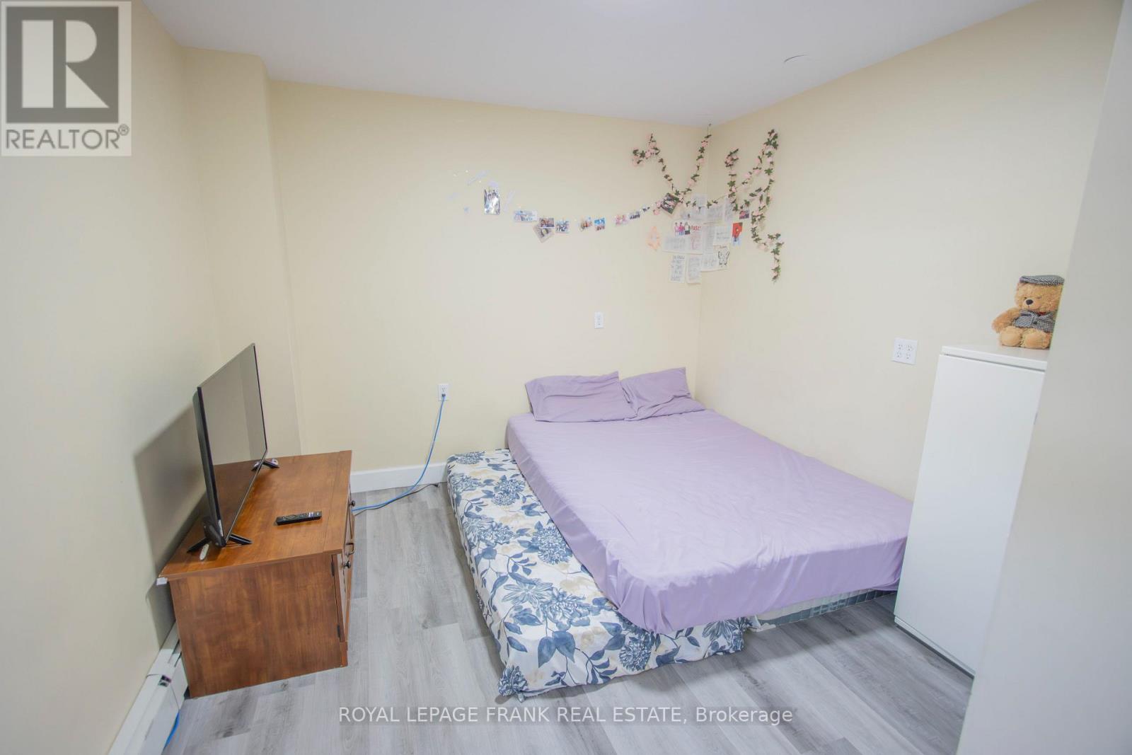 33 Flint Avenue, Bancroft (Bancroft Ward), Ontario  K0L 1C0 - Photo 20 - X12268338