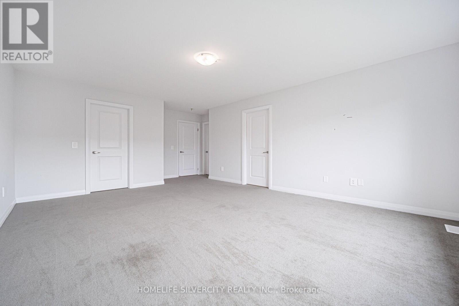 34 Keenan Street, Kawartha Lakes (Lindsay), Ontario  K9V 6C2 - Photo 29 - X12268217