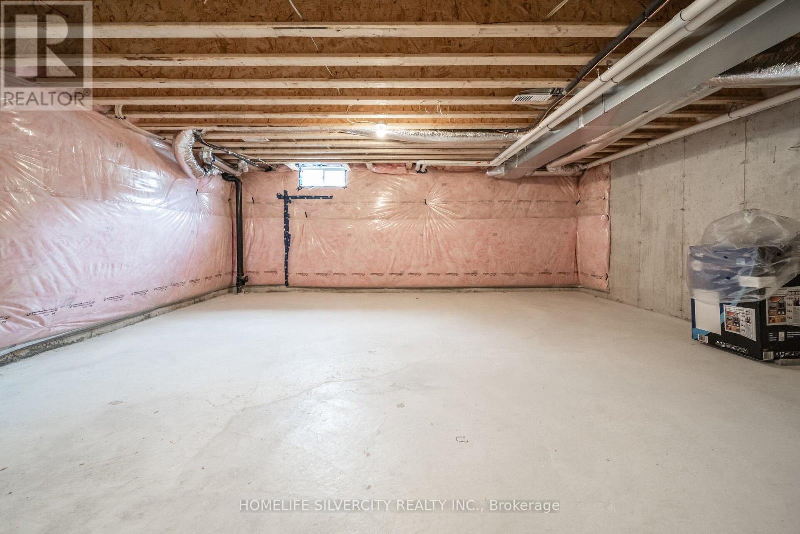 34 Keenan Street, Kawartha Lakes (Lindsay), Ontario  K9V 6C2 - Photo 43 - X12268217