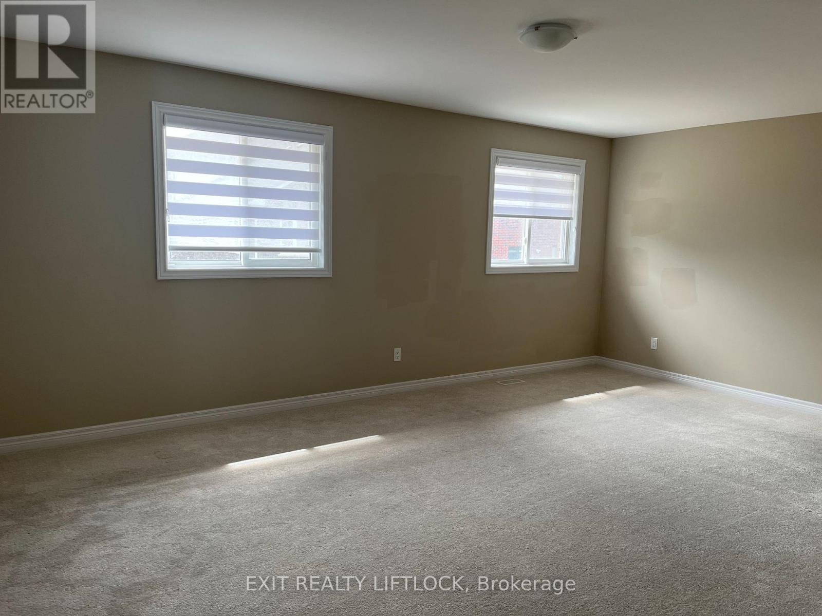 37 York Drive, Peterborough North (North), Ontario  K9J 6X4 - Photo 19 - X12268886