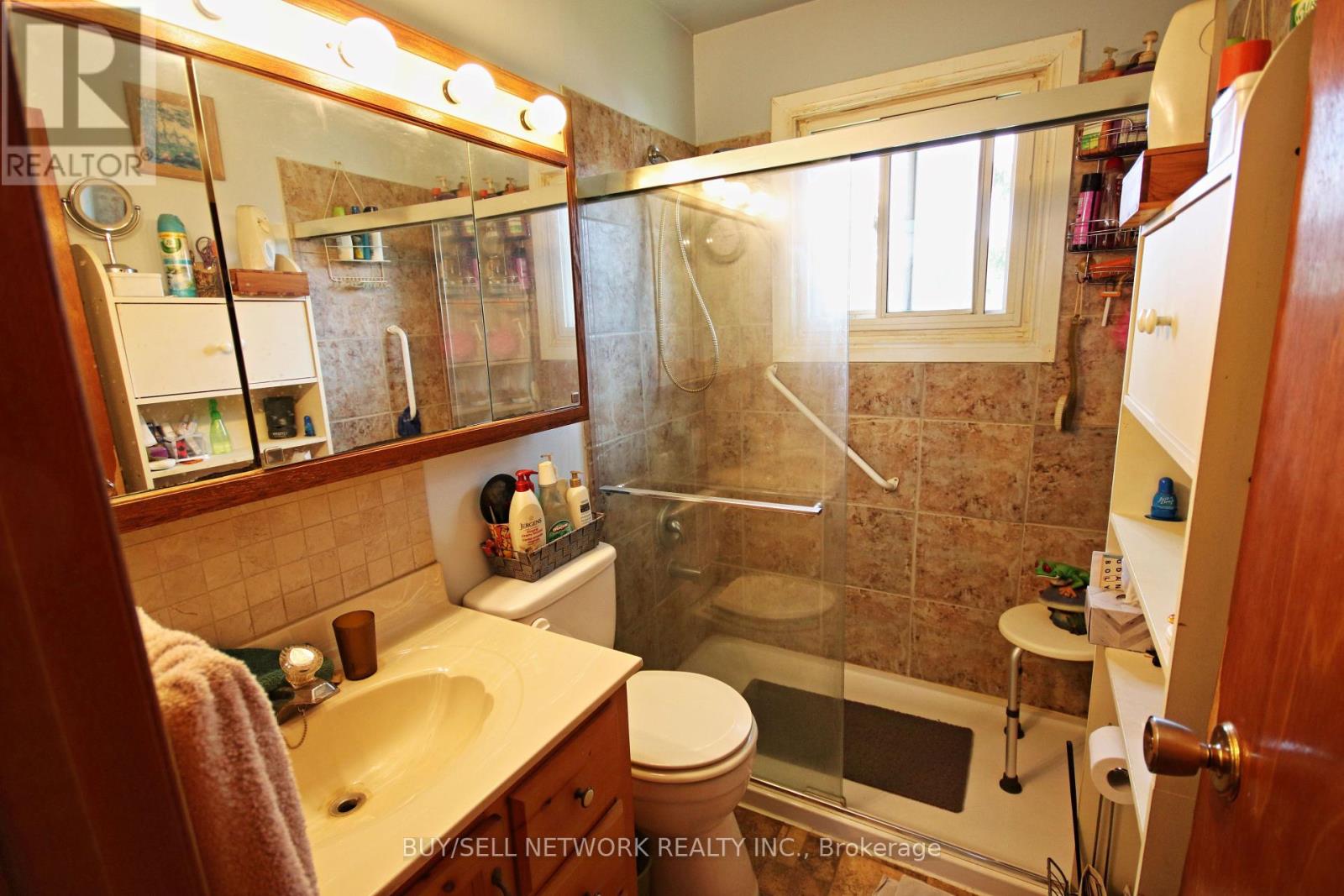 9 Hemlock Street, Highlands East (Bicroft Ward), Ontario  K0L 1M0 - Photo 8 - X12268962
