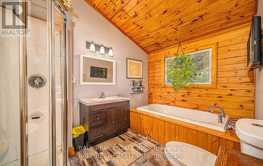 2374 Julia Shore Road E, Douro-Dummer, Ontario  K0L 2H0 - Photo 16 - X12269582