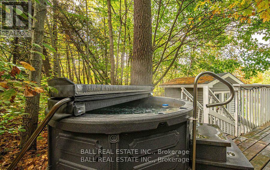 2374 Julia Shore Road E, Douro-Dummer, Ontario  K0L 2H0 - Photo 21 - X12269582