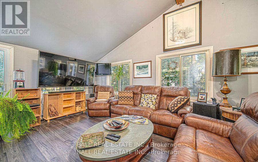 2374 Julia Shore Road E, Douro-Dummer, Ontario  K0L 2H0 - Photo 5 - X12269582