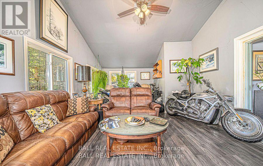 2374 Julia Shore Road E, Douro-Dummer, Ontario  K0L 2H0 - Photo 8 - X12269582