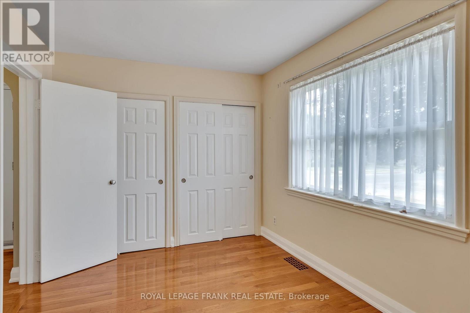 812 Schneider Place, Peterborough North (South), Ontario  K9H 5S5 - Photo 19 - X12270127
