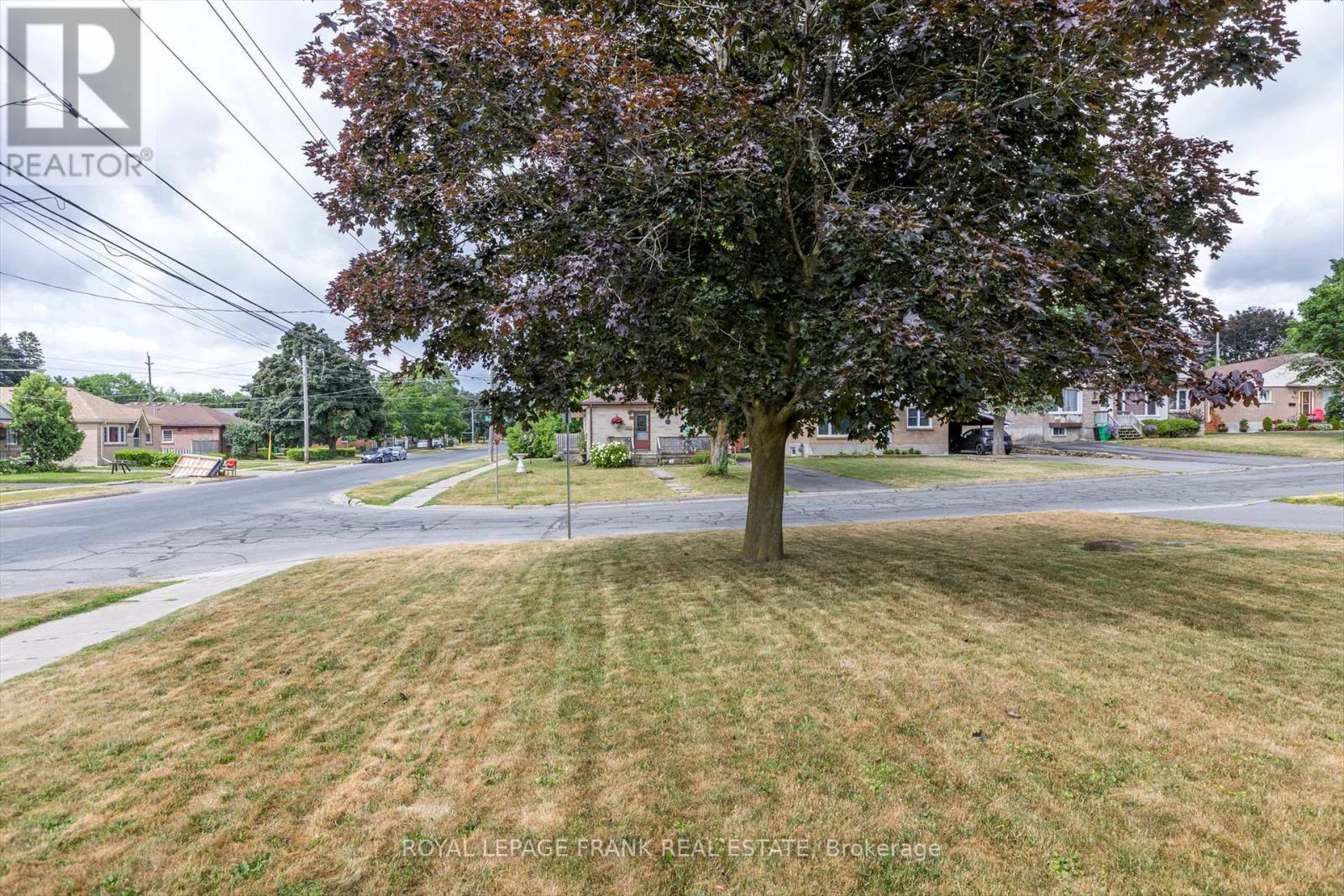 812 Schneider Place, Peterborough North (South), Ontario  K9H 5S5 - Photo 37 - X12270127