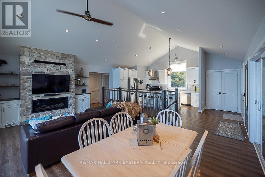 1744 Papineau Lake Road, Hastings Highlands (Wicklow Ward), Ontario  K0L 2S0 - Photo 12 - X12270459