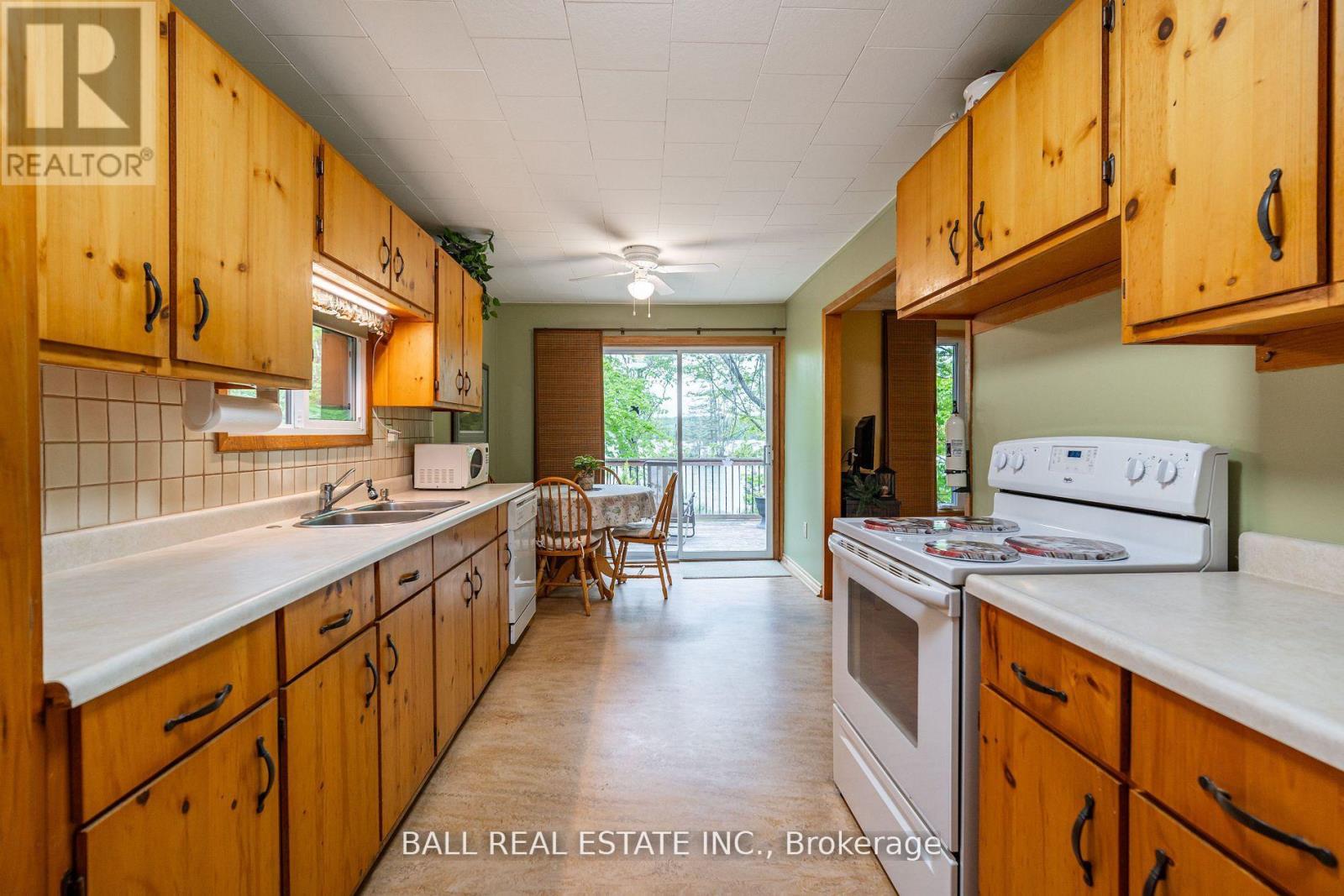 72 Hill Drive, Trent Lakes, Ontario  K0L 1J0 - Photo 6 - X12270982