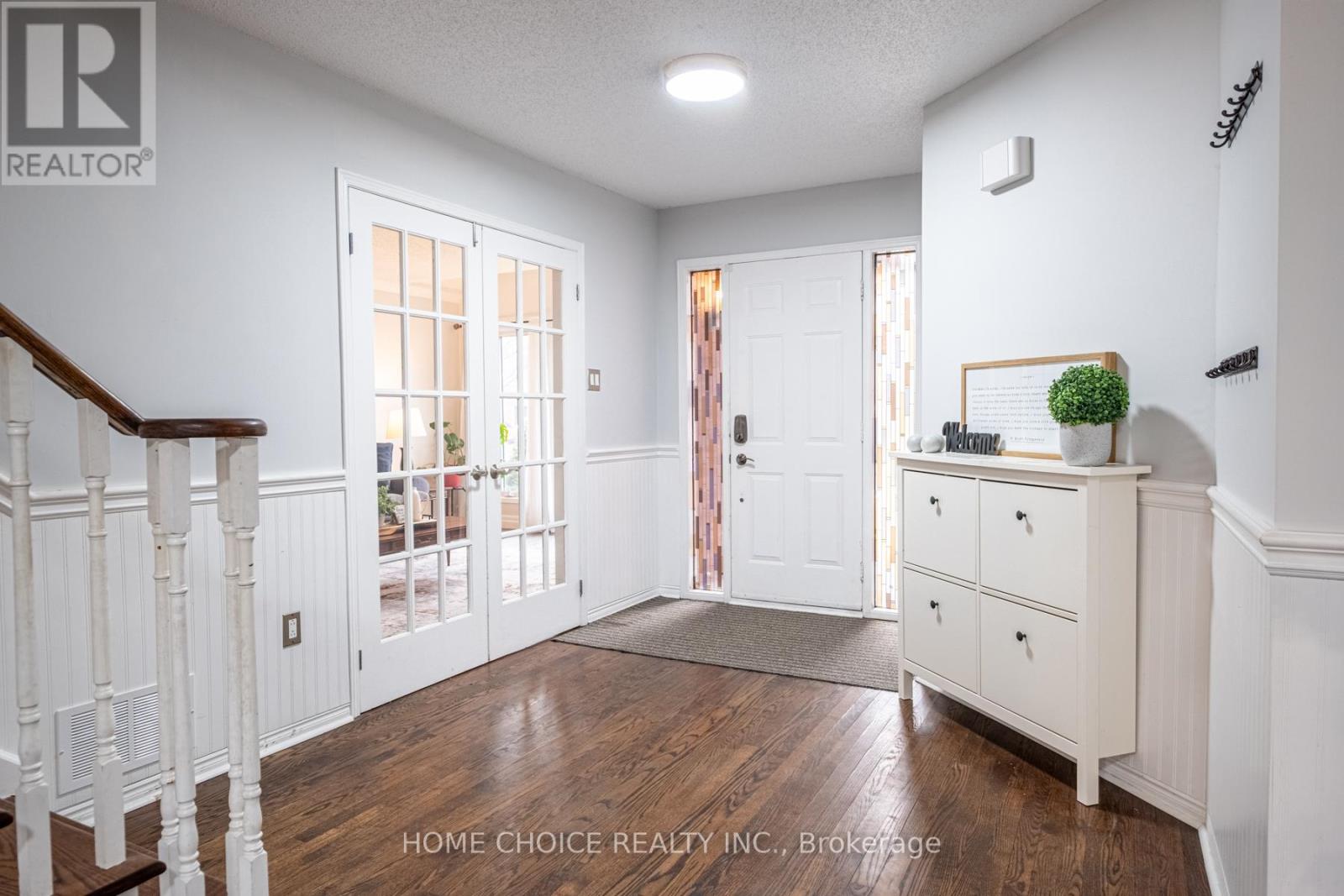 27 Doncaster Crescent, Clarington (Newcastle), Ontario  L1B 1E8 - Photo 3 - E12271038