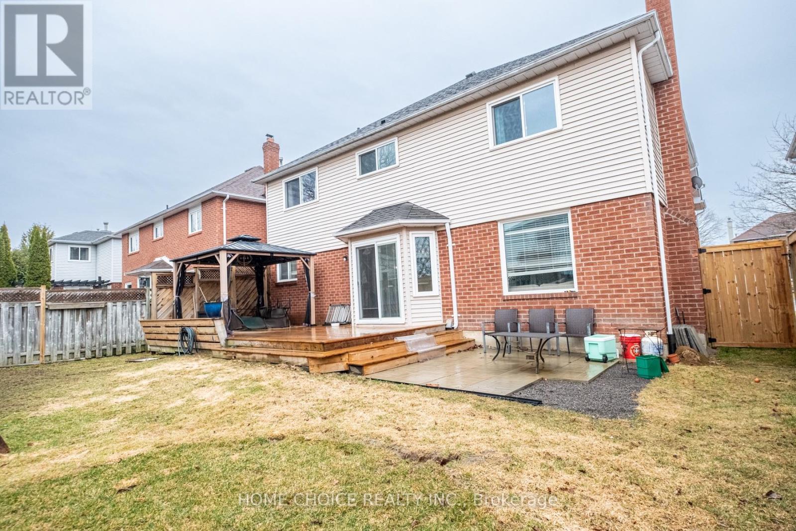 27 Doncaster Crescent, Clarington (Newcastle), Ontario  L1B 1E8 - Photo 35 - E12271038