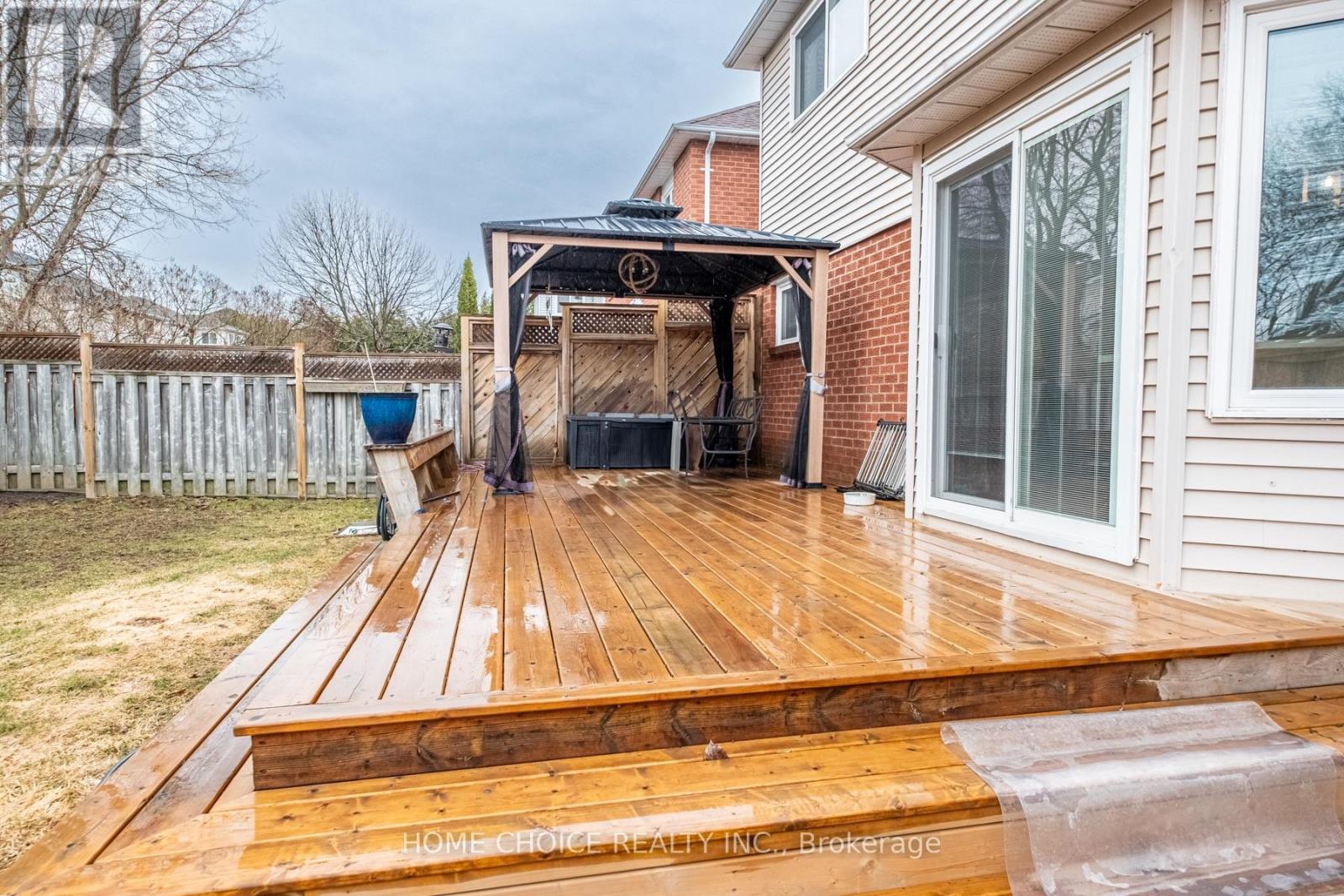 27 Doncaster Crescent, Clarington (Newcastle), Ontario  L1B 1E8 - Photo 36 - E12271038