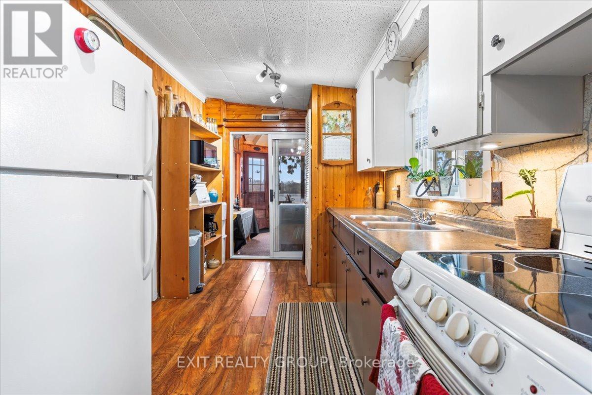 82 Canal Road, Trent Hills (Campbellford), Ontario  K0L 1L0 - Photo 7 - X12271395