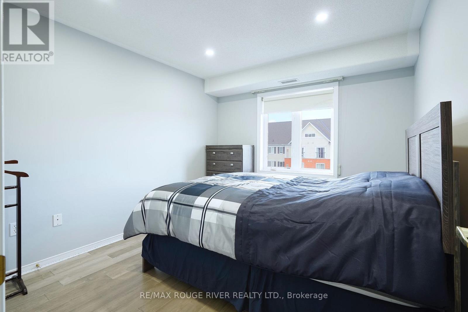 303 - 300 Spillsbury Drive, Peterborough West (South), Ontario  K9K 0B4 - Photo 18 - X12271227