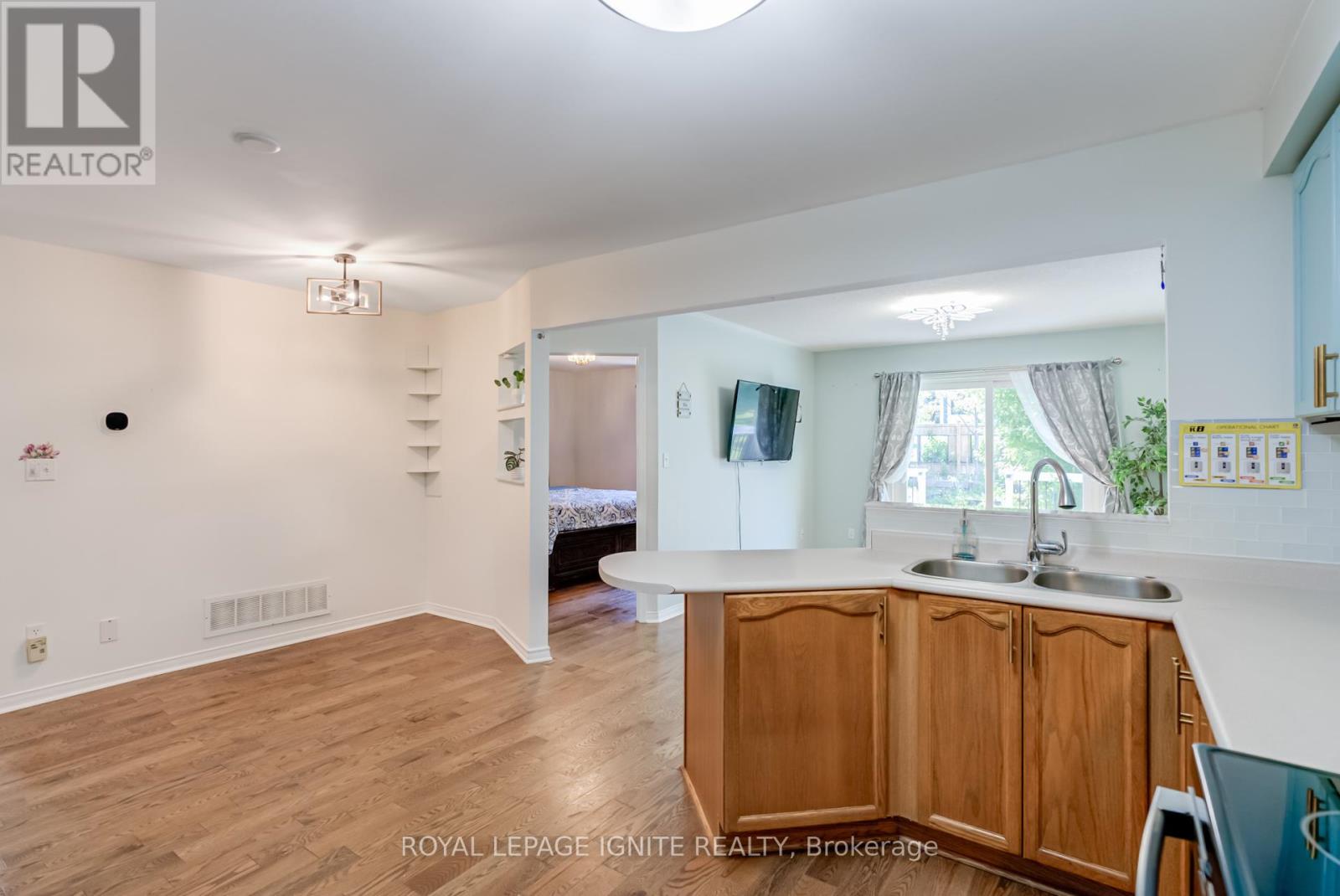 1292 Eagle Crescent, Peterborough West (North), Ontario  K9K 2K6 - Photo 15 - X12271552