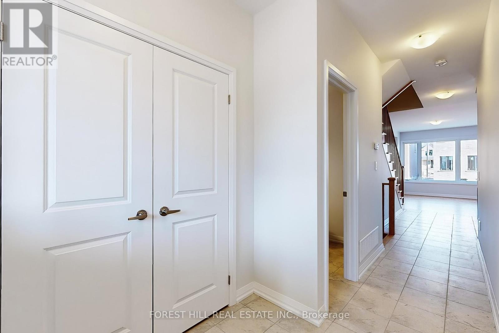 97 Corley Street, Kawartha Lakes (Lindsay), Ontario  K9V 6C2 - Photo 17 - X12271607
