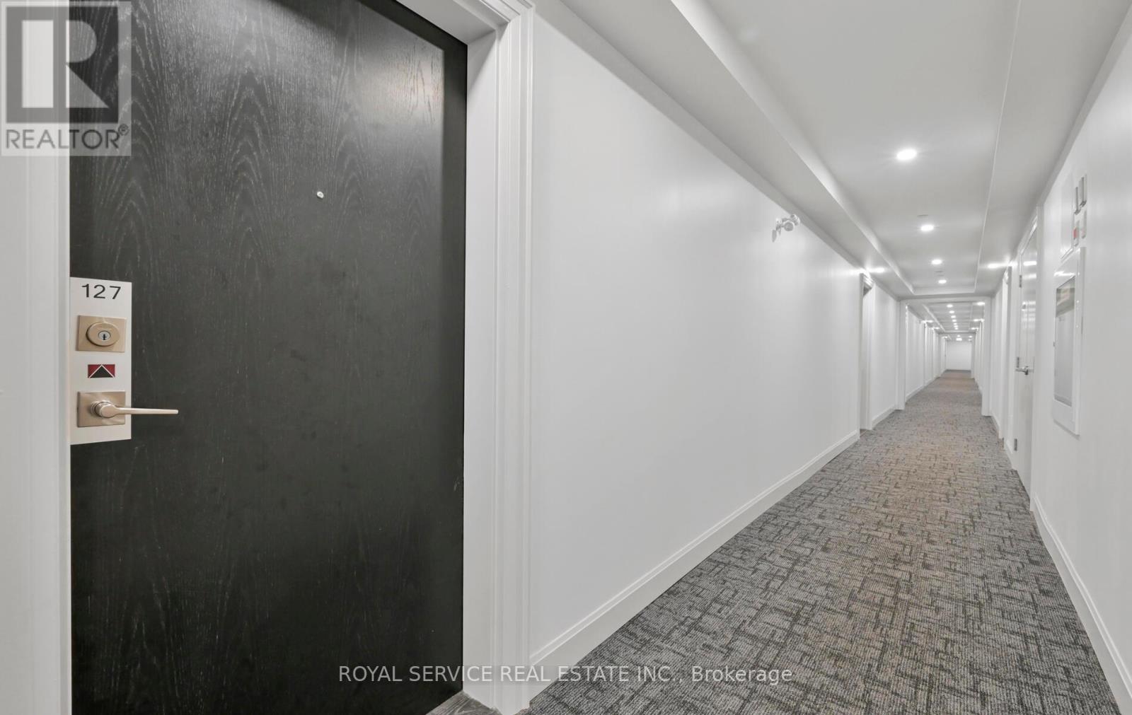 127 - 50 Lakebreeze Drive, Clarington (Newcastle), Ontario  L1B 0V9 - Photo 4 - E12272305