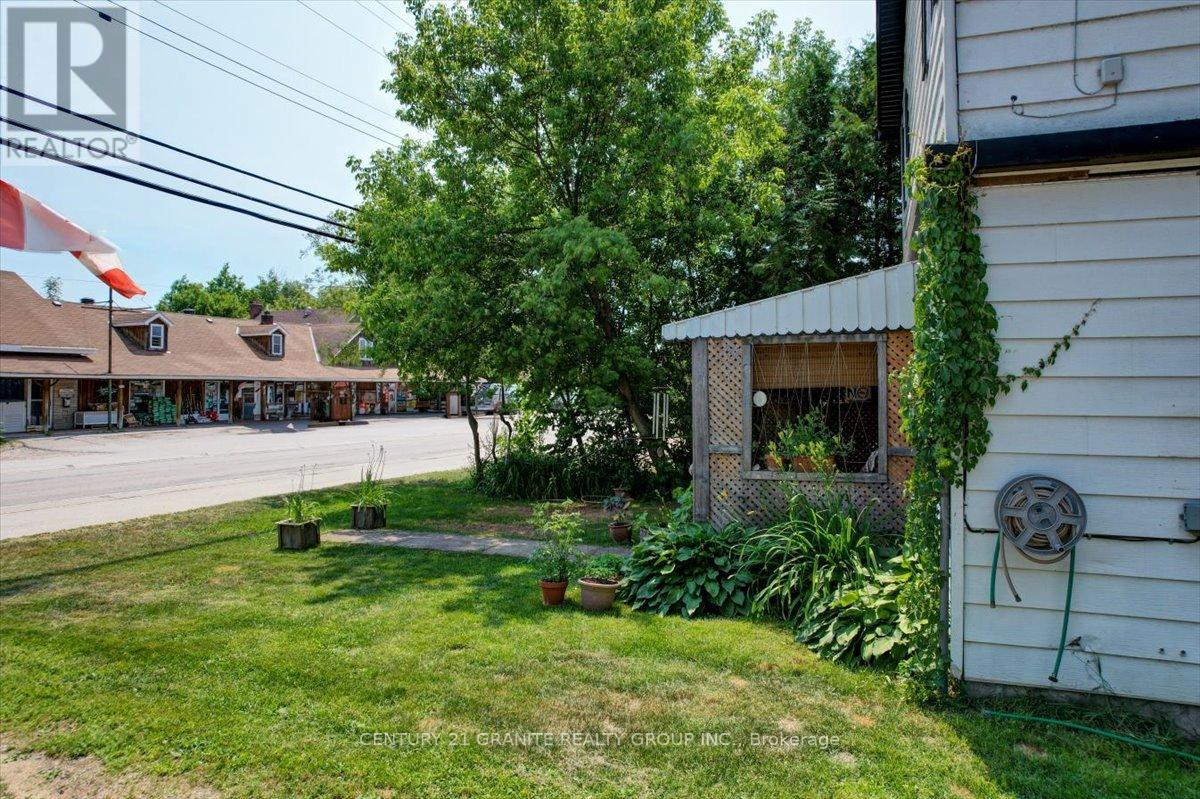 2289 Loop Road, Highlands East (Monmouth), Ontario  K0L 3C0 - Photo 21 - X12272478