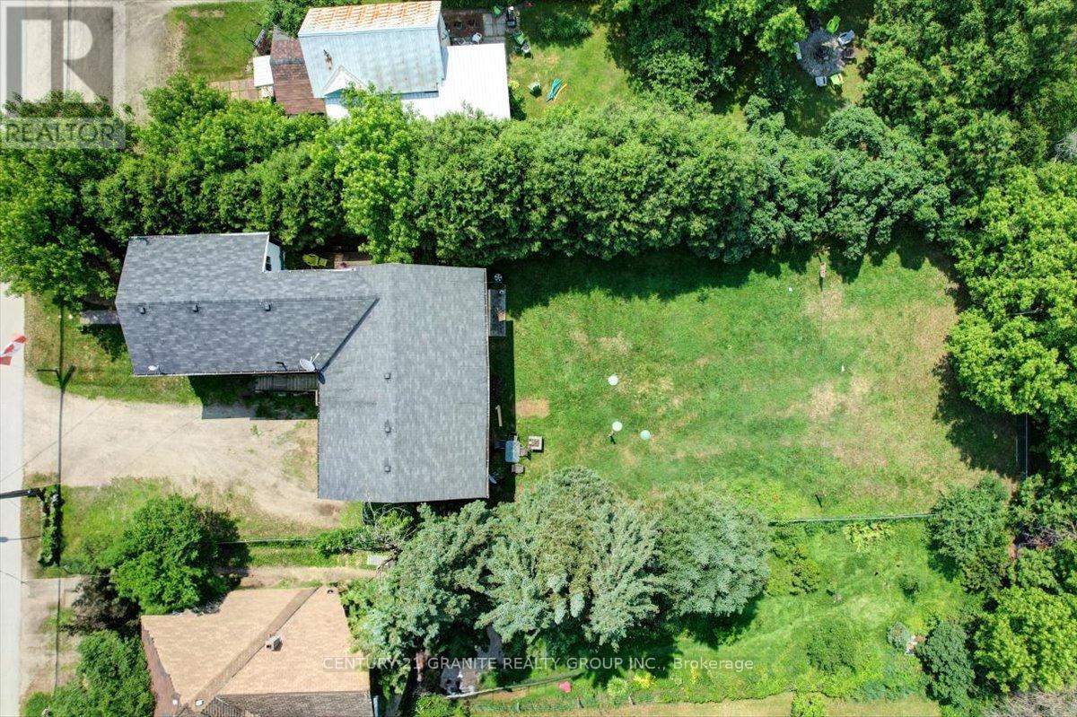 2289 Loop Road, Highlands East (Monmouth), Ontario  K0L 3C0 - Photo 22 - X12272478