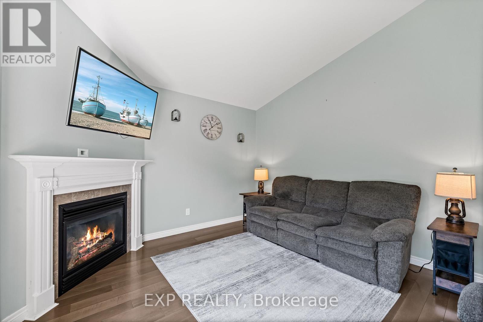 444 Florence Drive, Peterborough North (North), Ontario  K9J 0J1 - Photo 13 - X12272813