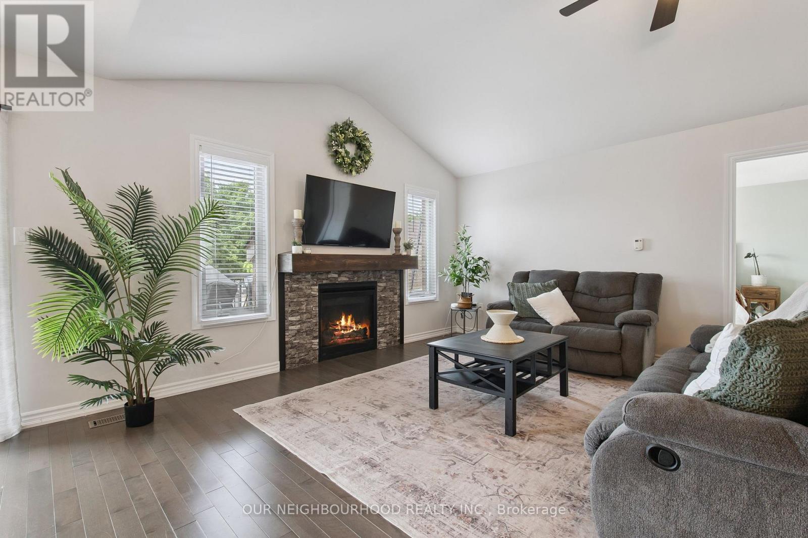 12 Old Trafford Drive, Trent Hills (Hastings), Ontario  K0L 1Y0 - Photo 5 - X12273741
