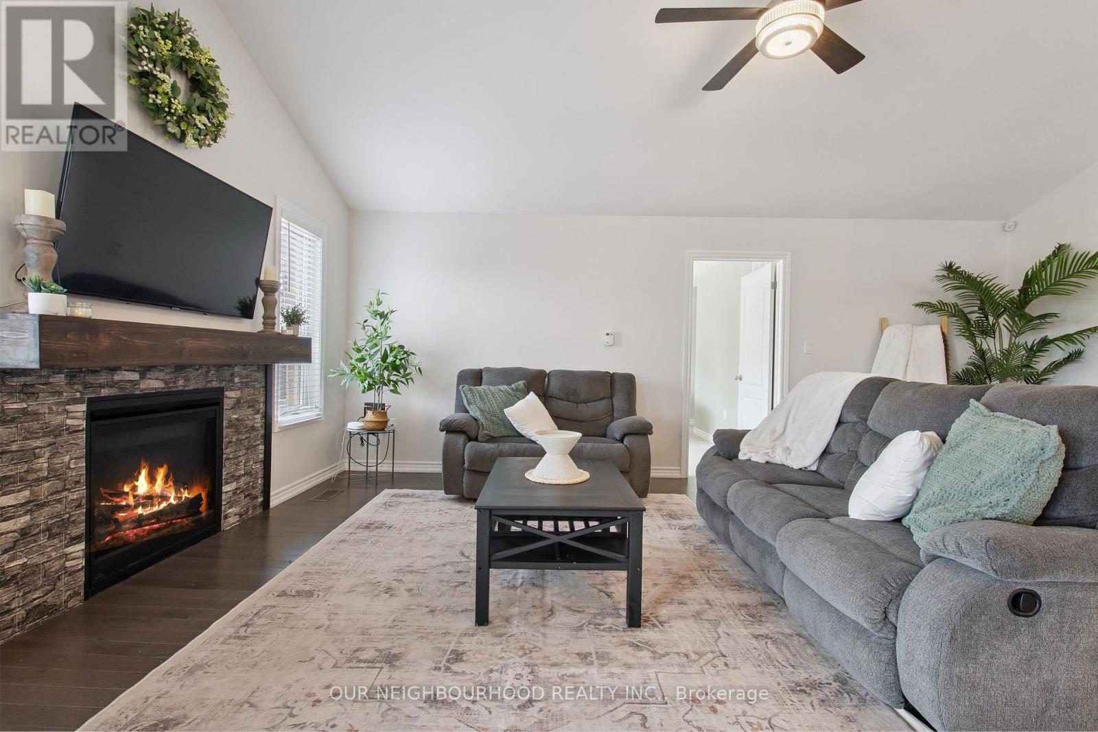 12 Old Trafford Drive, Trent Hills (Hastings), Ontario  K0L 1Y0 - Photo 6 - X12273741