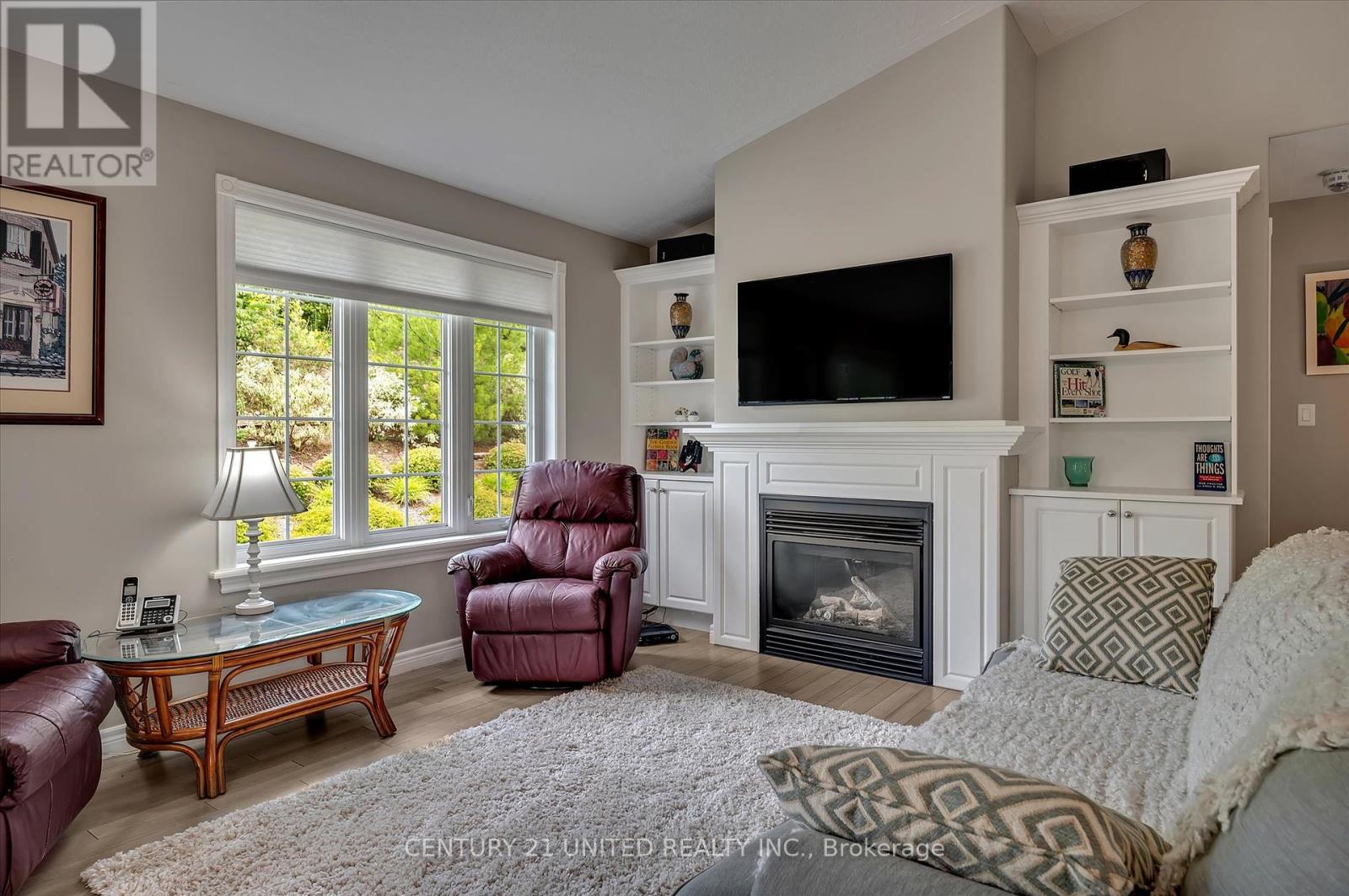 194 - 301 Carnegie Avenue, Peterborough North (University Heights), Ontario  K9L 0G1 - Photo 13 - X12273806