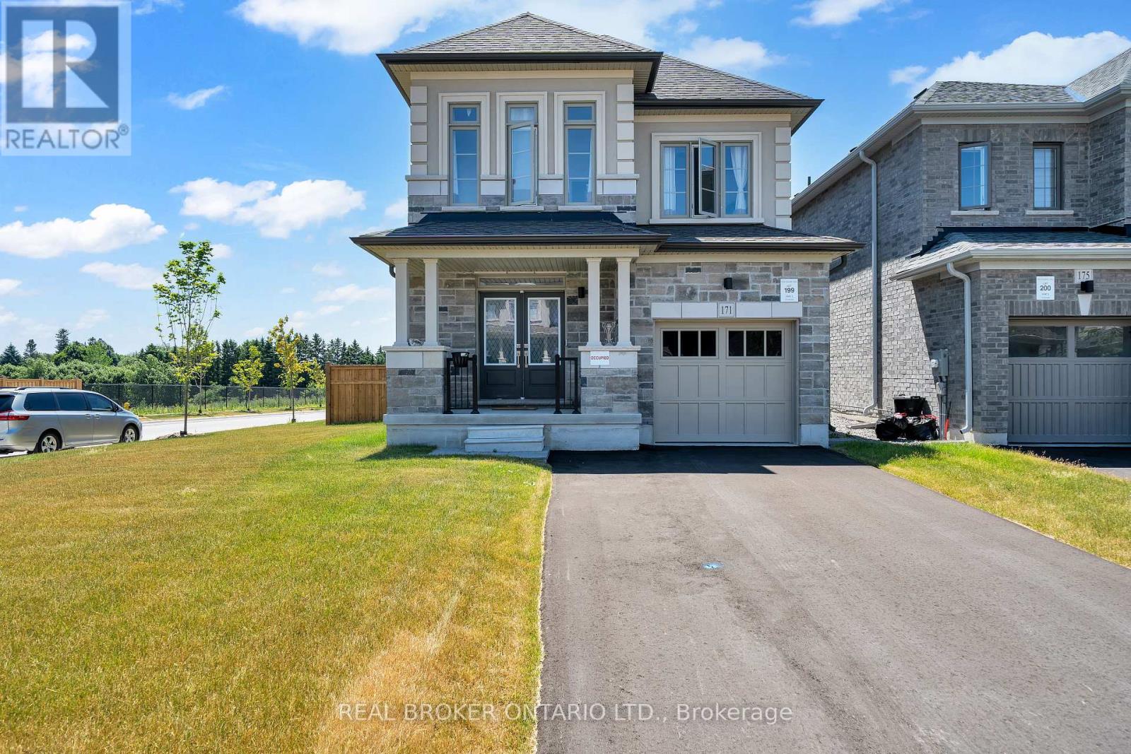 171 Flood Avenue, Clarington (Newcastle), Ontario  L1B 0W5 - Photo 1 - E12273822