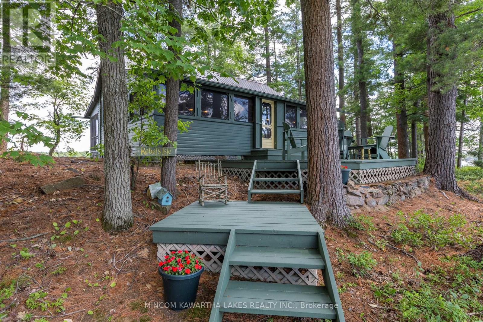 183 26 Kasshabog Lk, Havelock-Belmont-Methuen, Ontario  K0L 2H0 - Photo 2 - X12274022