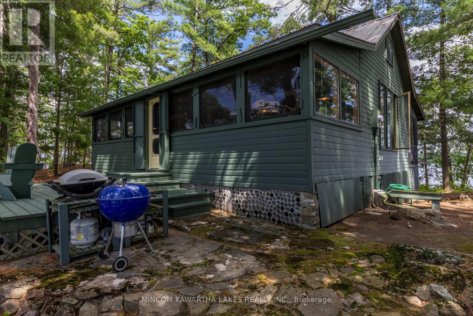 183 26 Kasshabog Lk, Havelock-Belmont-Methuen, Ontario  K0L 2H0 - Photo 4 - X12274022