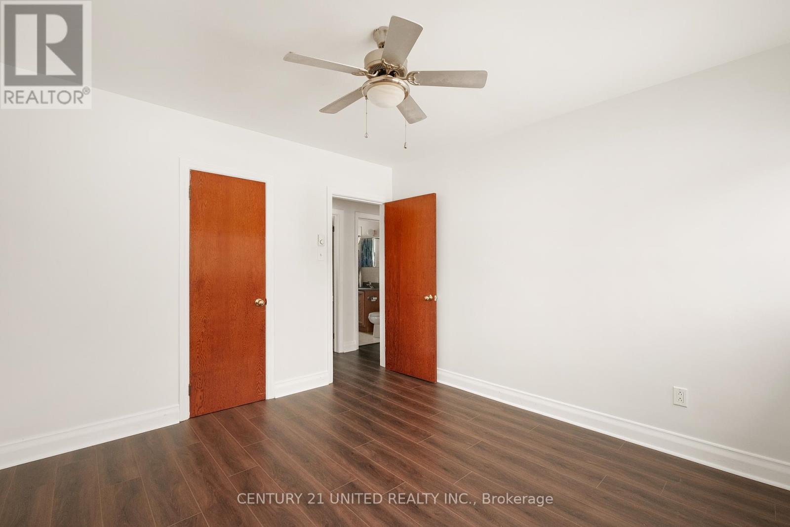 641 Bellaire Street, Peterborough South (West), Ontario  K9J 3Y5 - Photo 16 - X12274131