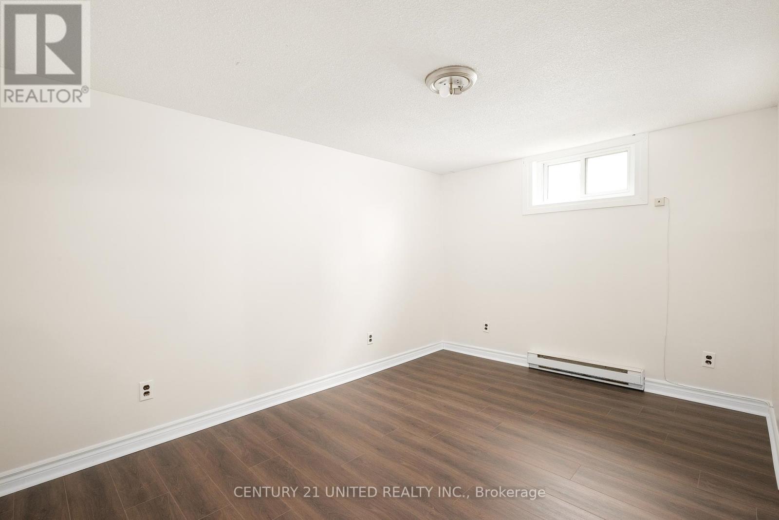 641 Bellaire Street, Peterborough South (West), Ontario  K9J 3Y5 - Photo 24 - X12274131
