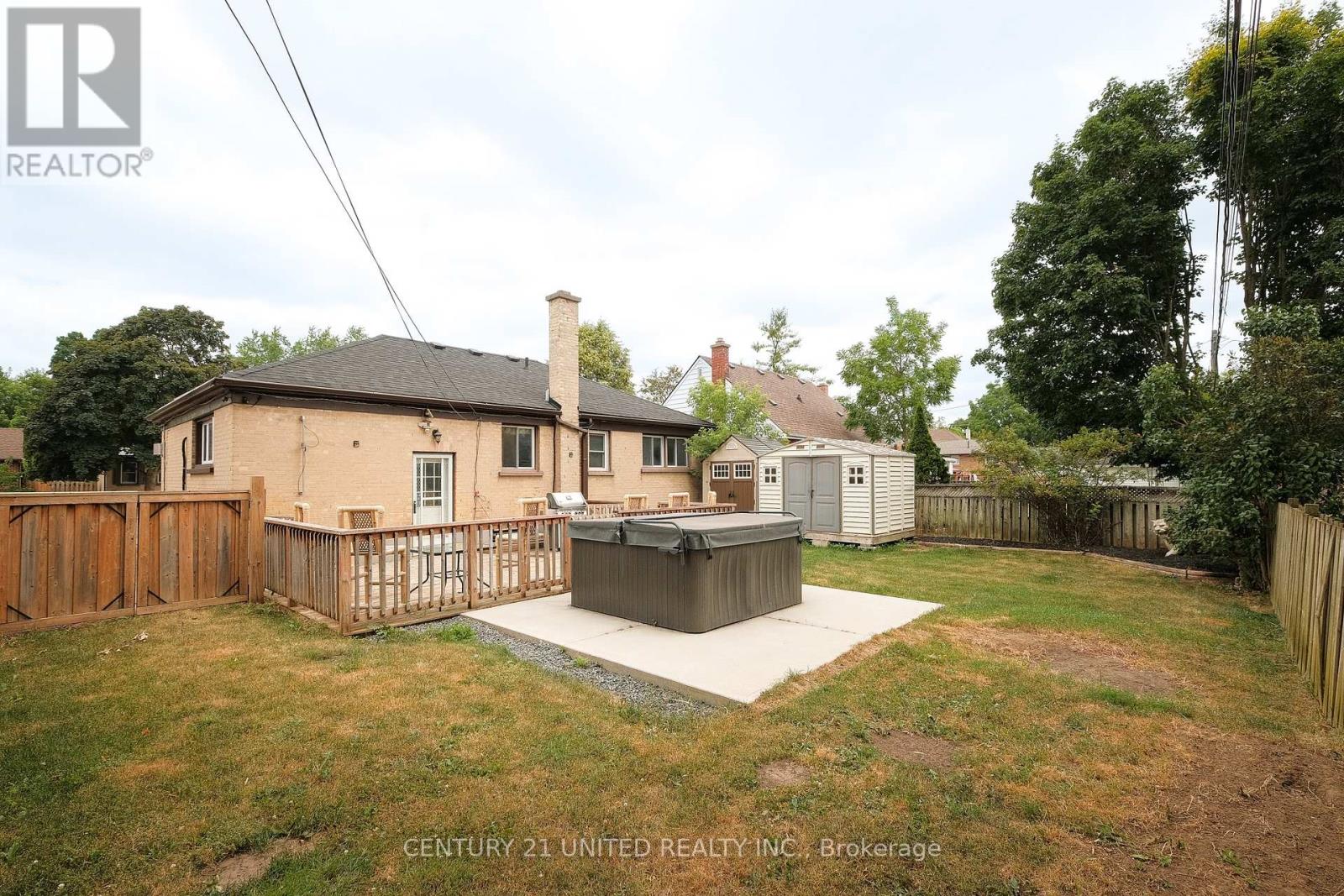 641 Bellaire Street, Peterborough South (West), Ontario  K9J 3Y5 - Photo 30 - X12274131