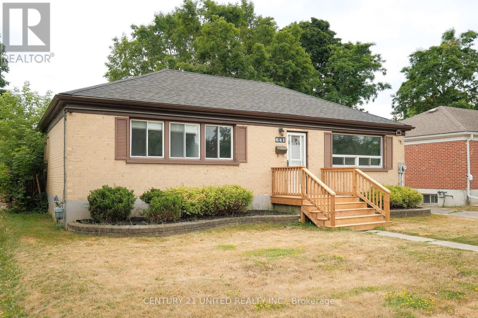 641 Bellaire Street, Peterborough South (West), Ontario  K9J 3Y5 - Photo 38 - X12274131