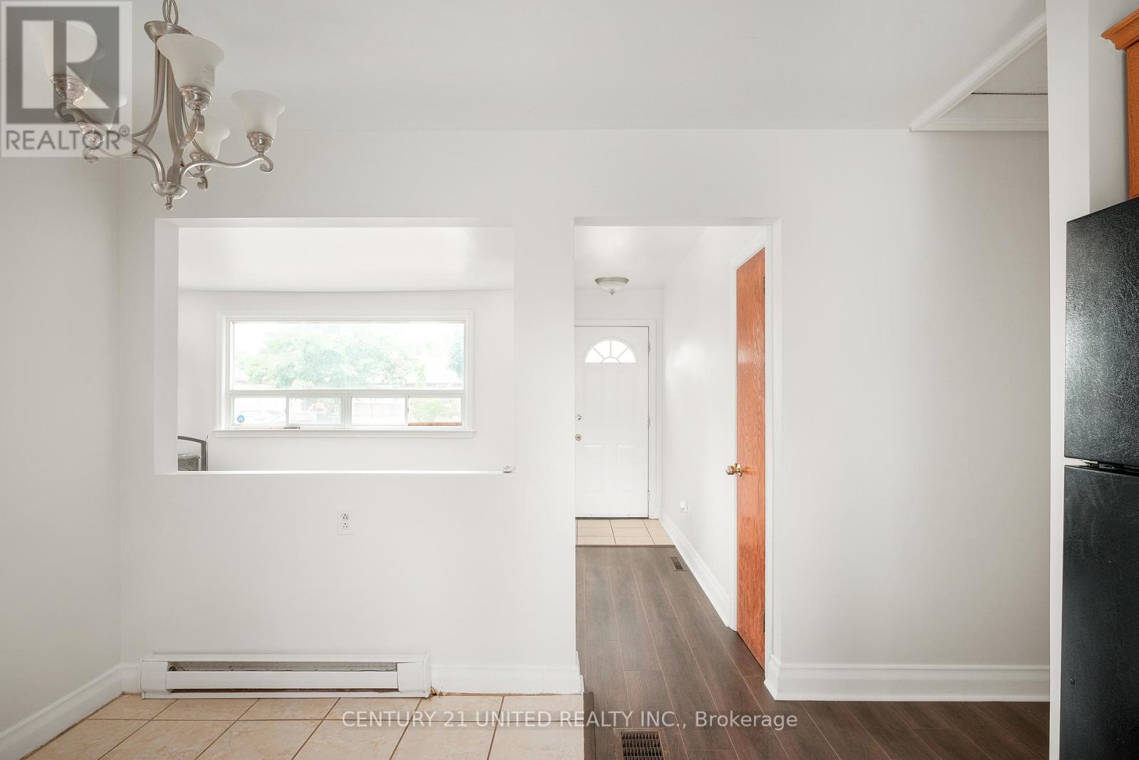 641 Bellaire Street, Peterborough South (West), Ontario  K9J 3Y5 - Photo 8 - X12274131