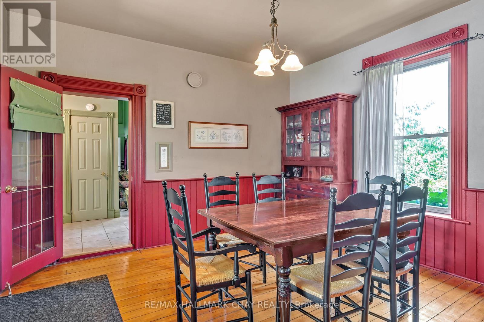 136 County 4 Road, Douro-Dummer, Ontario  K9L 1V6 - Photo 12 - X12274211