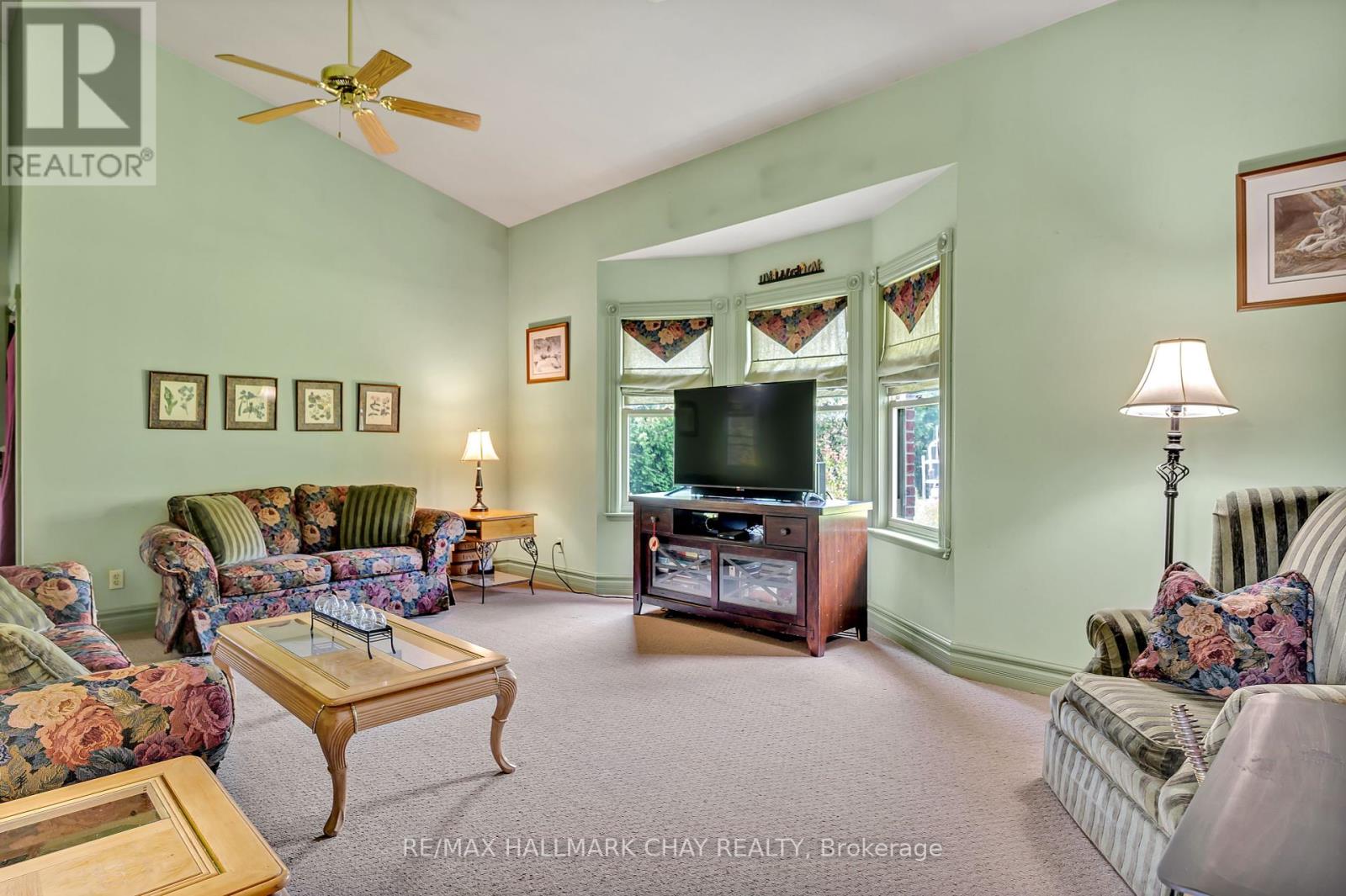 136 County 4 Road, Douro-Dummer, Ontario  K9L 1V6 - Photo 4 - X12274211