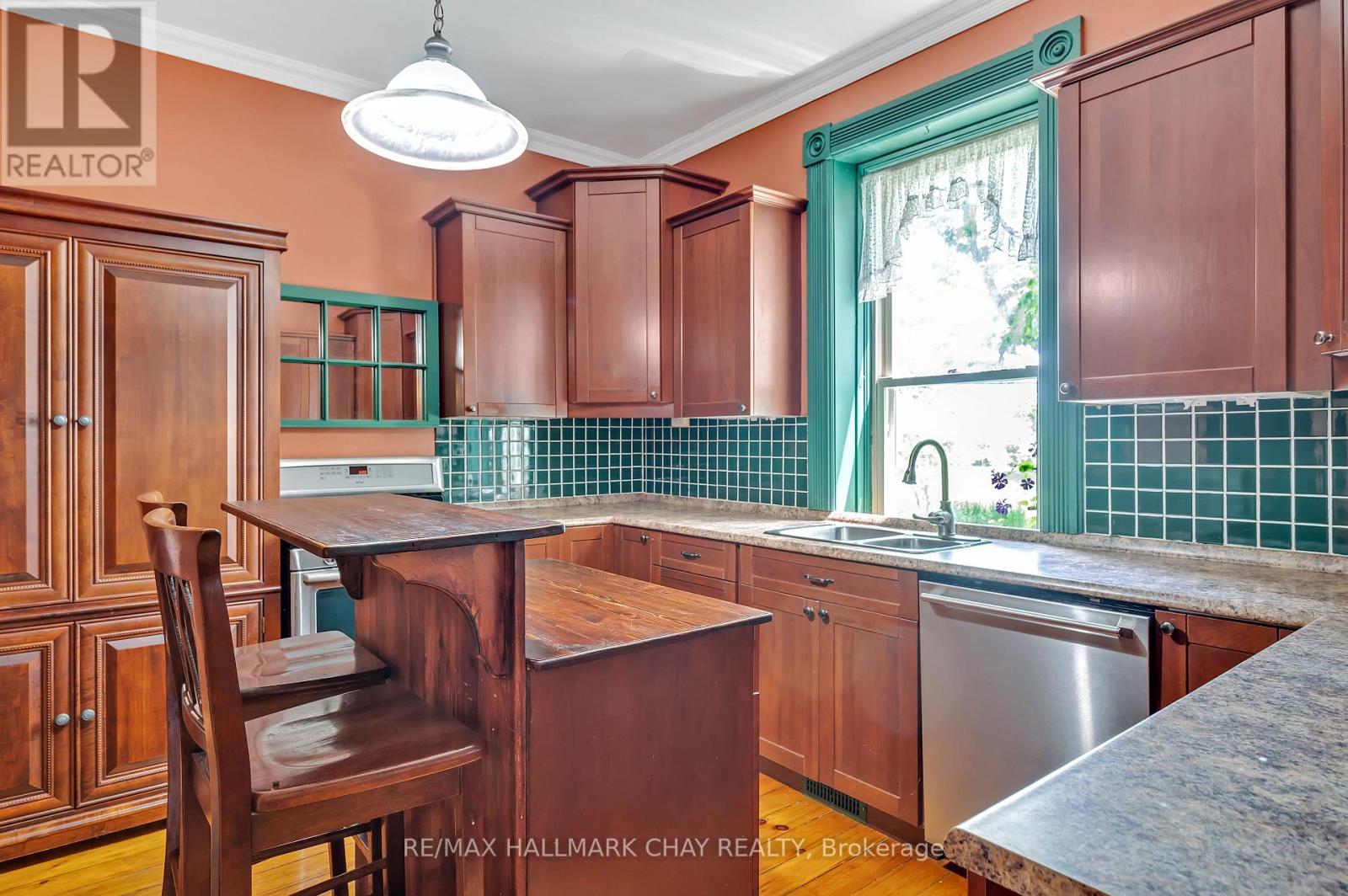 136 County 4 Road, Douro-Dummer, Ontario  K9L 1V6 - Photo 8 - X12274211