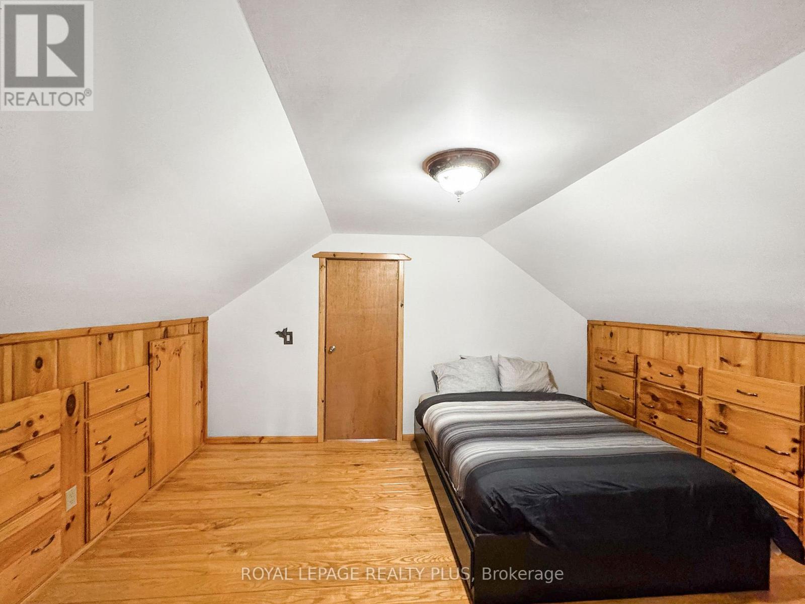 203 Cottage Lane, Carlow/mayo (Mayo Ward), Ontario  K0L 2M0 - Photo 16 - X12274680